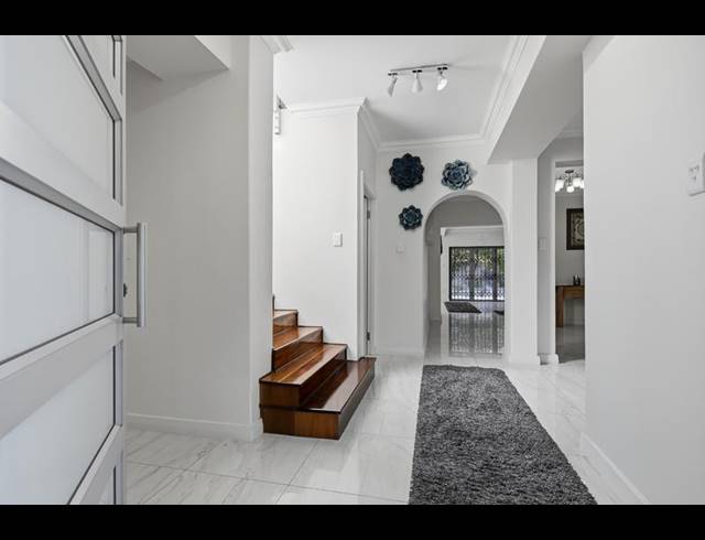 5 BEDROOM PROPERTY TO RENT IN PINELANDS